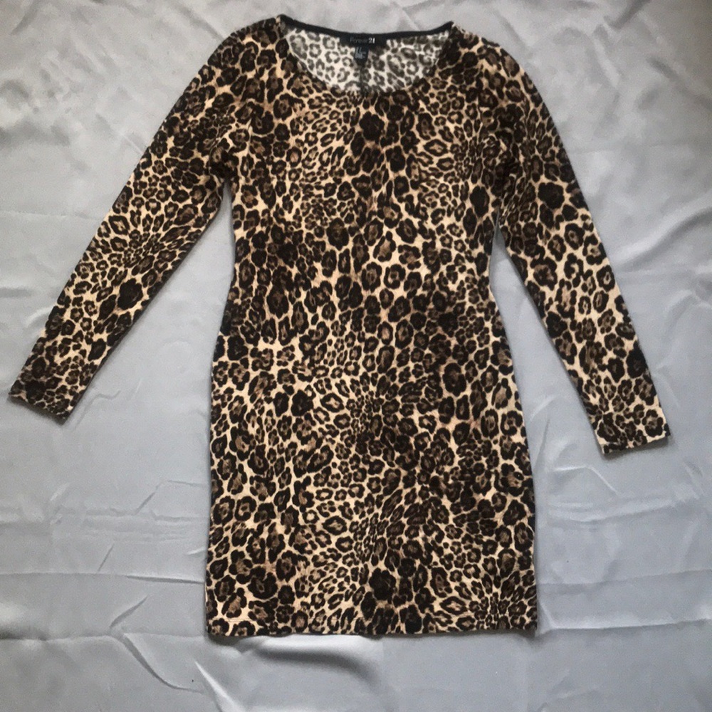 Forever 21 Leopard Lightweight Sweater Dress sz L